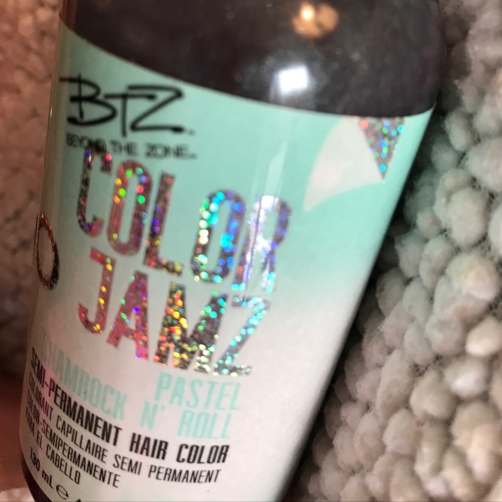 New! BTZ Beyond The Zone Pastel Shamrock N Roll Color Jamz St. Patrick’s Semi.